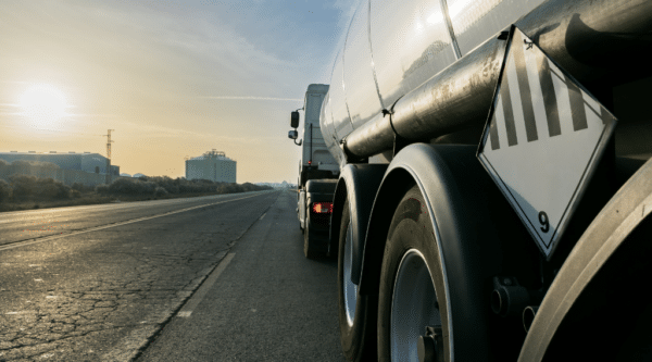 Why Trucking Needs to Decarbonize